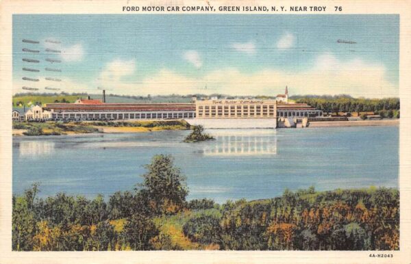 Green Island New York Ford Motor Car Company, White Border Vintage PC U10610