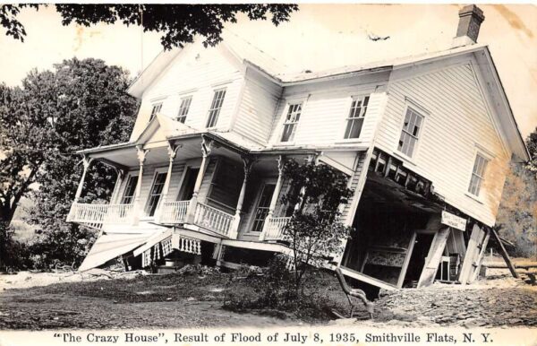 Smithville Flats New York Crazy House Real Photo Vintage Postcard AA71228