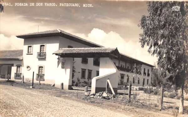 Patzouaro Michigan Posada de don Vasco Real Photo Vintage Postcard AA71310