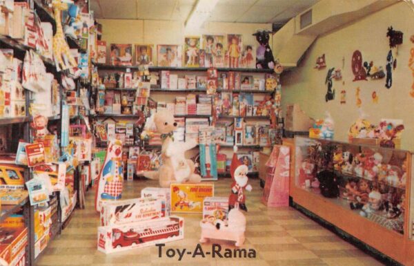 Chicago Illinois Toy-a-Rama Toy Store, Photochrome Vintage Postcard U13409