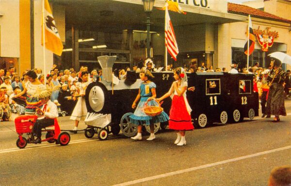 Santa Barbara California Children's Costume Parade, Chrome Vintage PC U13430