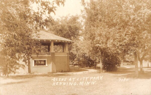 Henning Minnesota Scene At City Park, Real Photo Vintage Postcard U13486