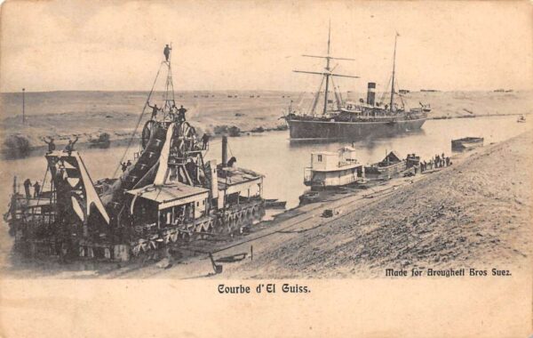 Suez Canal Egypt Courbe d'El Guiss El Guersh Curve Ships Postcard AA75004