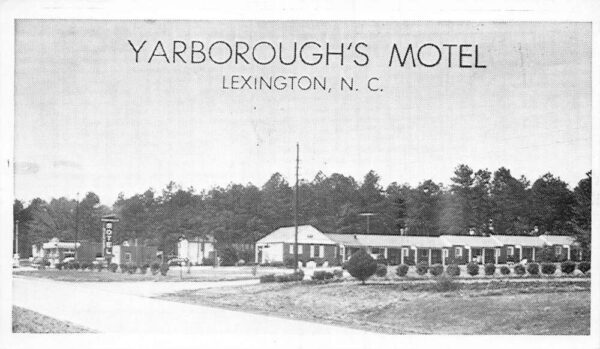 Lexington North Carolina Yarborough's Motel, White Border Vintage PC U14064