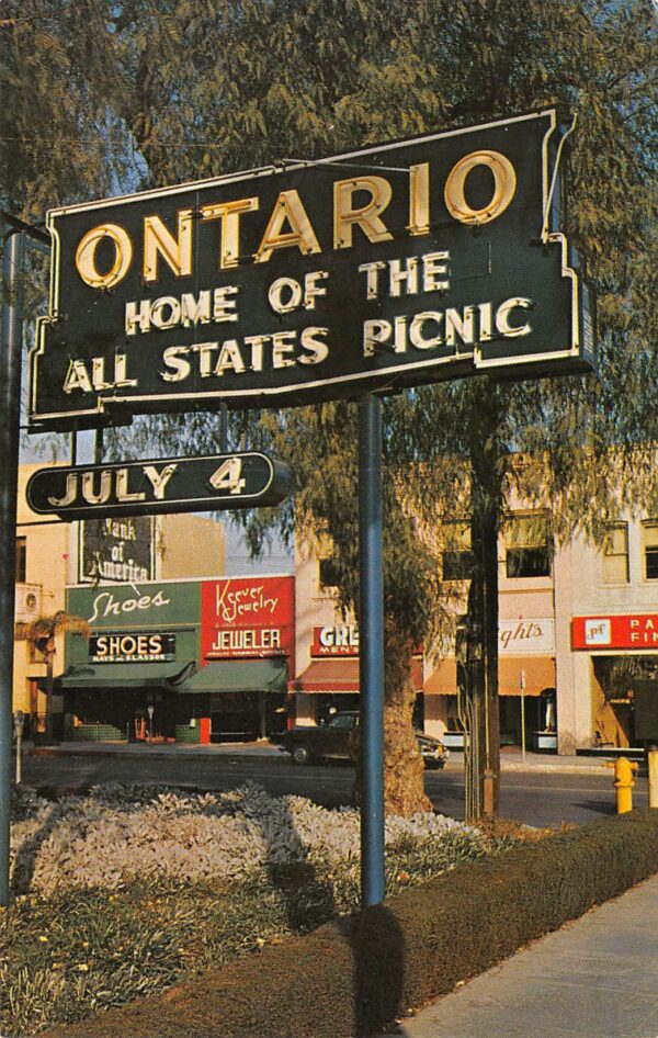 Ontario California Town View, Bank Of America, Chrome Vintage Postcard U14259