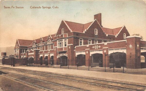 Colorado Springs Colorado Santa Fe Train Station, Hand Colored, PC U17834