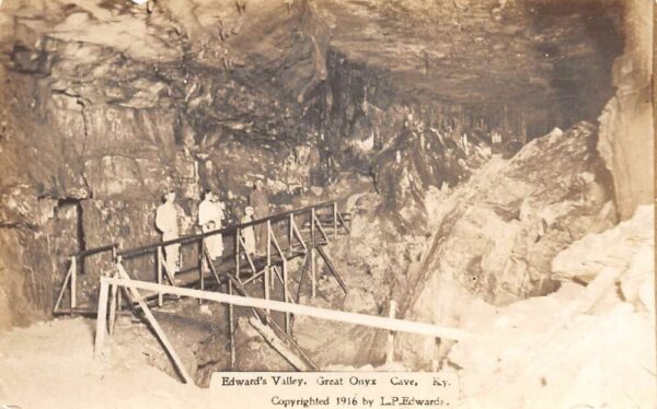 Great Onyx Cave Kentucky Interior Edwards Valley Real Photo Postcard AA83586