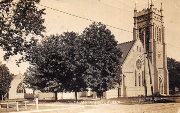 Exeter Montana Trivit Memorial Church Real Photo Vintage Postcard AA83588