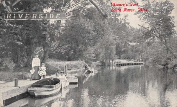 South Haven Michigan Mooney's Park, B/W Lithograph Vintage Postcard U18414