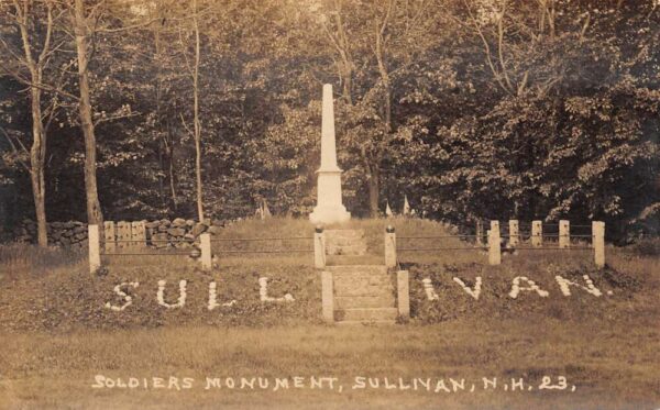 Sullivan New Hampshire Soldiers Monument, Real Photo Vintage Postcard U14301