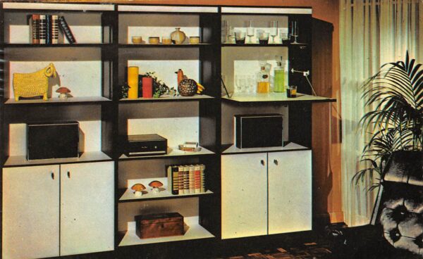 New York City New York Advance Design, Inc. Showroom, Chrome, Vintage PC U15085