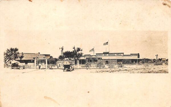 Kenedy Texas Hot Mineral Well Bath House Real Photo Vintage Postcard AA77637