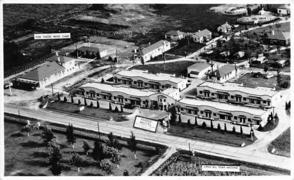 Vandalia Ohio Yendes Motel Birds Eye View Real Photo Postcard AA80988