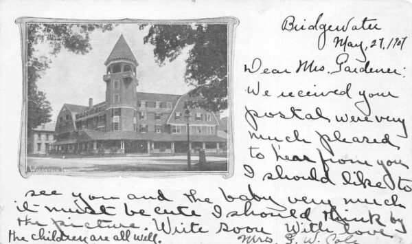 Woodstock Vermont Railway Quechee Gulf and The Inn Private Mail Postcard AA82736
