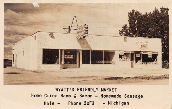 Hale Michigan Wyatt's Friendly Market Real Photo Vintage Postcard AA82057