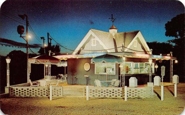 Coloma Watervliet Michigan Bill Stewarts Drive In Restaurant Postcard AA82254
