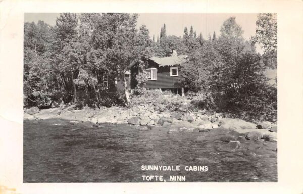 Tofte Minnesota Sunnydale Cabins Real Photo Vintage Postcard AA93020