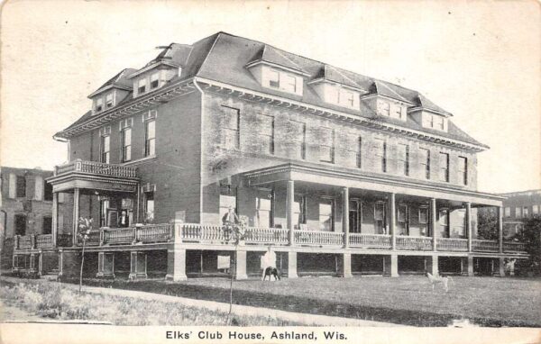 Ashland Wisconsin Elks Club House Vintage Postcard AA97017
