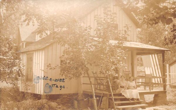 Falls Pennsylvania Bide-a-Wee Cottge Real Photo Vintage Postcard AA90226