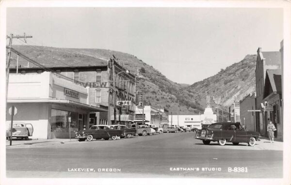 Lakeview Oregon Street Scene, Safeway Grocery Store, Vintage RPPC U21300