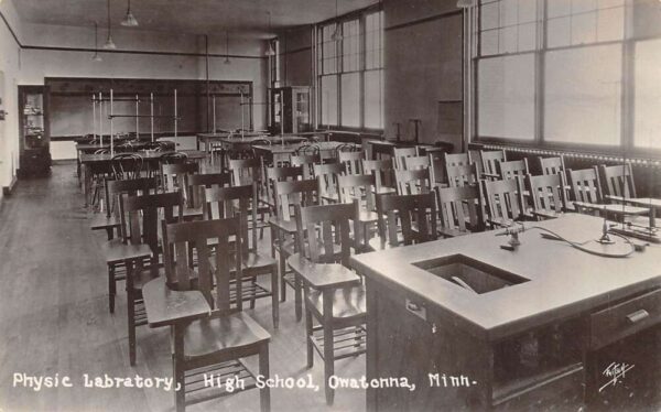 Owatonna Minnesota Physics Laboratory, High School, Vintage RPPC U21341