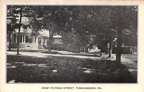 Tunkhannock Pennsylvania West Putnam Street Vintage Postcard AA90970