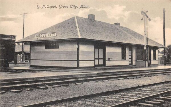 Grove City Minnesota Great Northern Depot Train Station Vintage Postcard AA91147