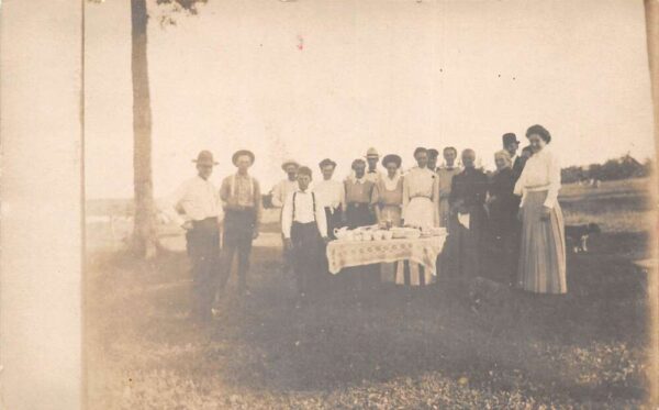 Nobleton Wisconsin Outdoor Picnic Scene Real Photo Vintage Postcard AA91211