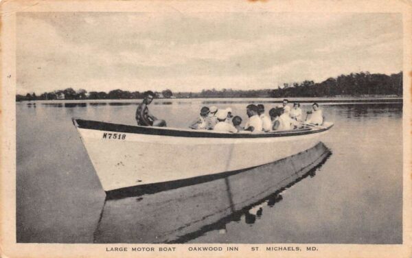 St Michaels Maryland Oakwood Inn Large Motor Boat Vintage Postcard AA91757