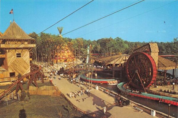 Jackson New Jersey Great Adventure Amusement Park Sky Ride Postcard AA92006