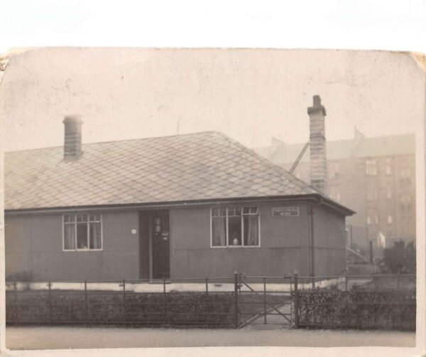 Glasgow Scotland Residence Home Exterior Real Photo Vintage Postcard AA92366