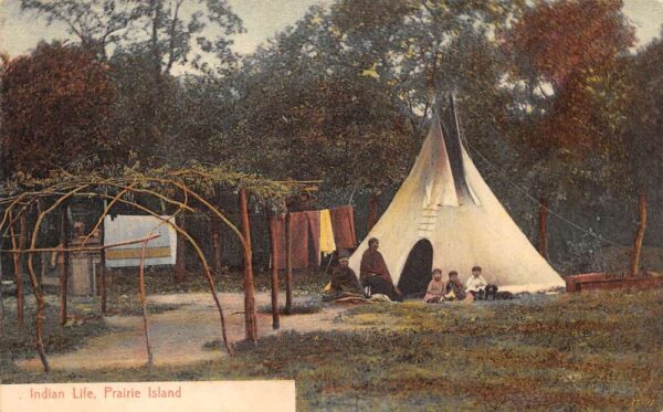 Prairie Island Sioux Indians Indian Life Vintage Postcard AA92370
