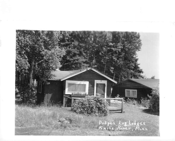 Knife River Minnesota Dodge's Log Lodges Real Photo Vintage Postcard AA92382