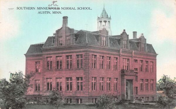 Austin Minnesota Southern Minneapolis Normal School Vintage Postcard AA92494