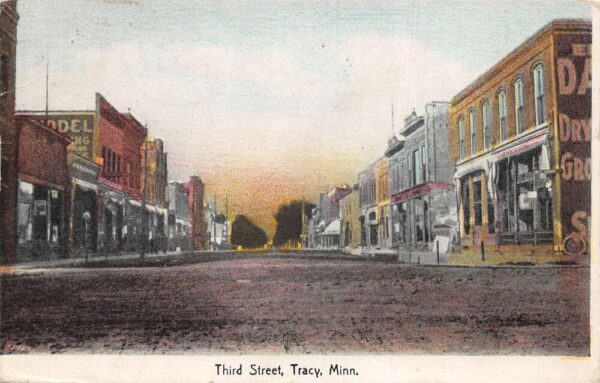 Tracy Minnesota Third Street Vintage Postcard AA92987