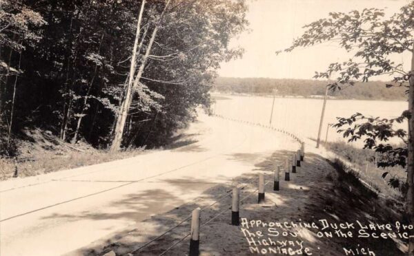 Montague Michigan Approaching Duck Lake Real Photo Vintage Postcard AA98874