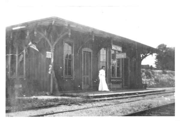 Salt Point New York Train Station Real Photo Vintage Postcard AA99188