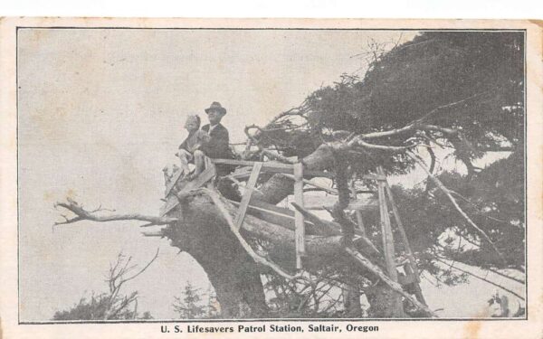 Saltair Oregon US Lifesavers Patrol Station Vintage Postcard AA99311