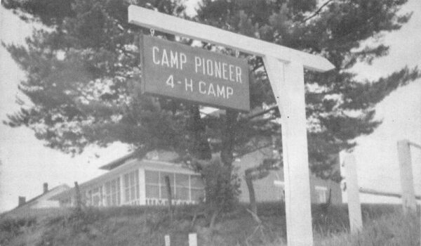 Beverly West Virginia Camp Pioneer Entrance Sign Vintage Postcard AA99477