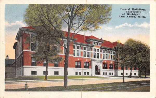 Ann Arbor Michigan University Dental Bldg Vintage Postcard AA99635