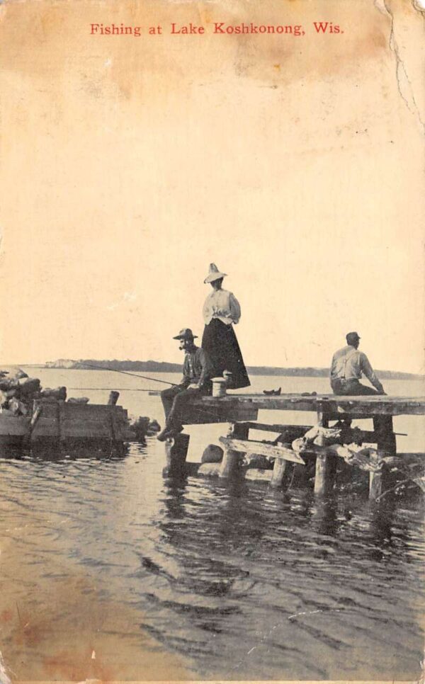 Lake Koshkonong Wisconsin Fishing on Pier Vintage Postcard AA99756