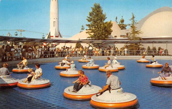 Disneyland Tomorrowland Flying Saucers Ride Amusement Park Postcard AA99799