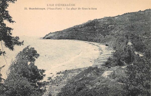 Guadeloupe Caribbean L'ile D'Emeraude Emerald Island Beach Scene PC AA87569