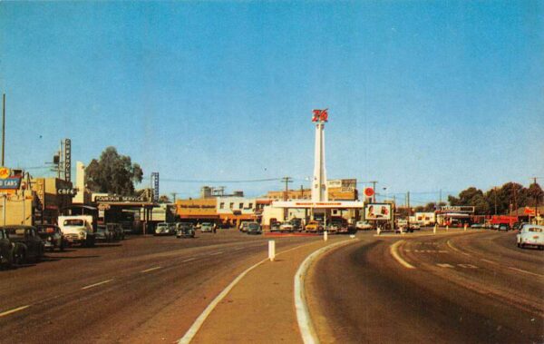 Indio California Business District Street Scene Vintage Postcard AA88384