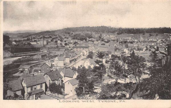 Tyrone Pennsylvania Town View, Looking West, B/W Lithograph, Vintage PC U20676