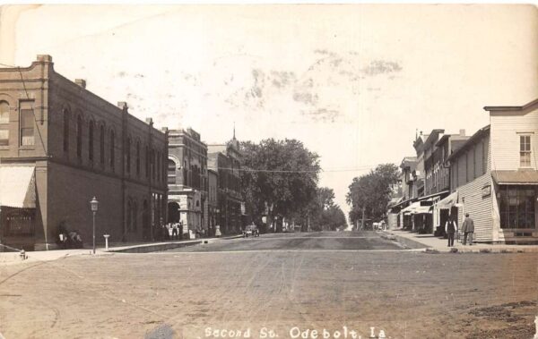 Odebolt Iowa Second Street Real Photo Vintage Postcard AA88559