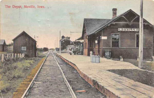 Moville Iowa Depot Train Station Vintage Postcard AA88667