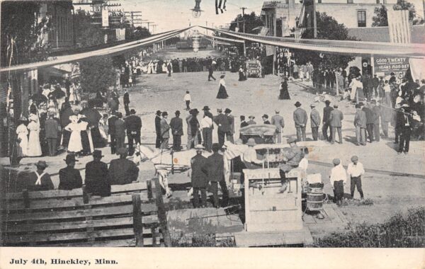 Hinckley Minnesota July 4th Celebration, B/W Lithograph, Vintage Postcard U20876