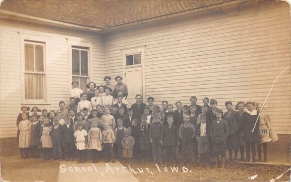 Arthur Iowa School and Children Real Photo Vintage Postcard AA89280