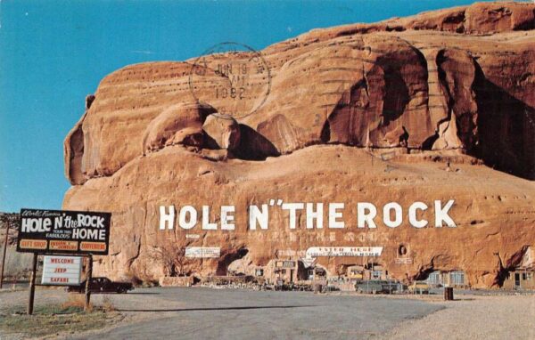 Moab Utah Hole 'N The Rock Home Roadside America Vintage Postcard AA89418